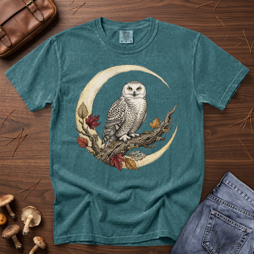 Snowy Owl in Fall T-Shirt